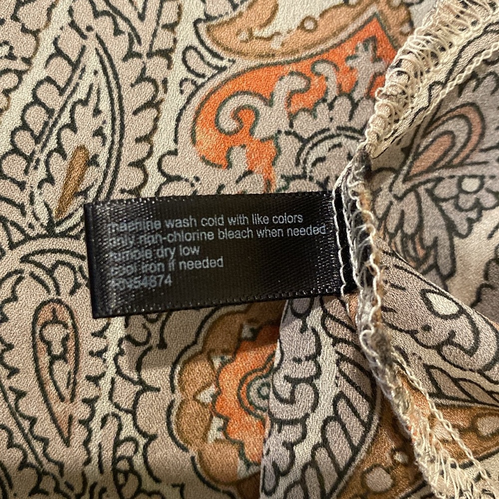 The Limited Women’s Printed Button Down Blouse XS - Picture 5 of 7